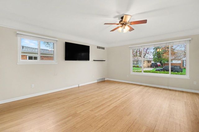 1015 Englewood Avenue, Royal Oak City, MI 48073