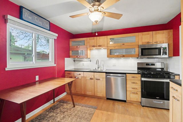 1015 Englewood Avenue, Royal Oak City, MI 48073