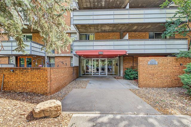 2500 S York Street 411, Denver, CO 80210