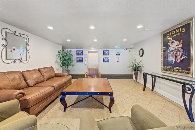 2500 S York Street 411, Denver, CO 80210