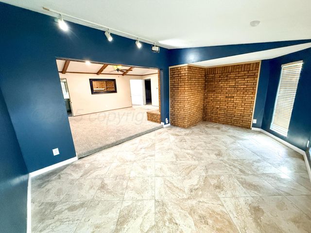 1008 SANTA FE Trail, Canyon, TX 79015