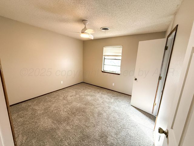 1008 SANTA FE Trail, Canyon, TX 79015