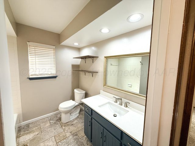 1008 SANTA FE Trail, Canyon, TX 79015