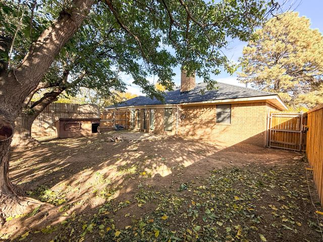 1008 SANTA FE Trail, Canyon, TX 79015