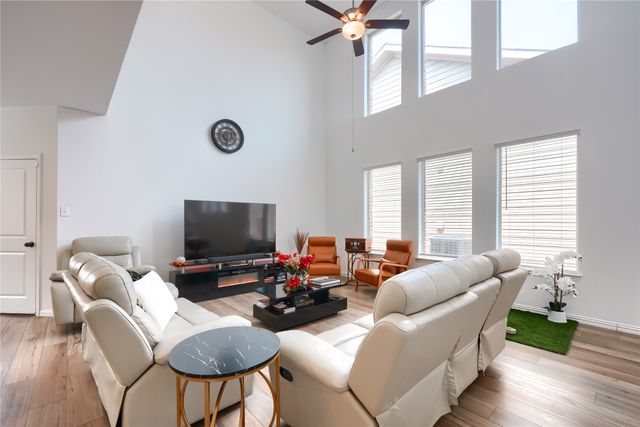 3151 Blossom Trail, Crandall, TX 75114