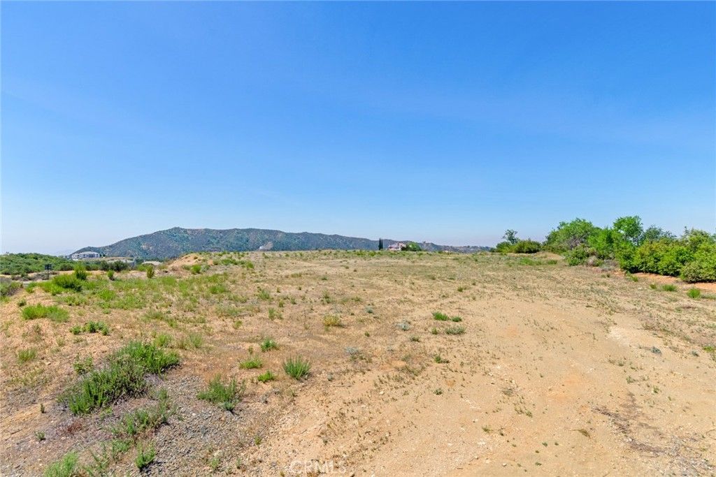 7055 Royal View Court, Yucaipa, CA 92399