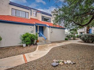 4271 N River Grove Cir Apt 236, Tucson, AZ 85719