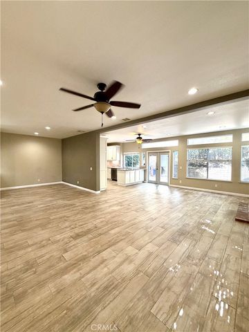256 Ocho Rios, Oak Park, CA 91377