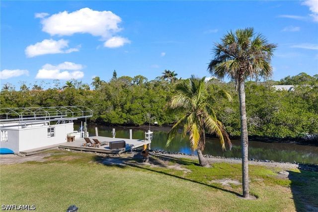 2295 Harbor RD, Naples, FL 34104