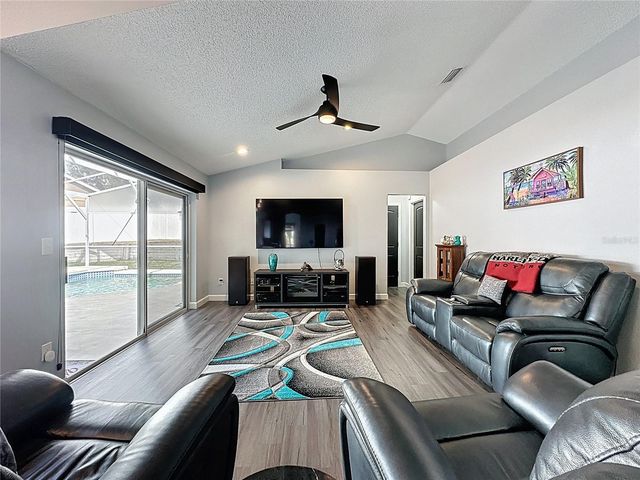 1932 SOUTHERN DUNES BOULEVARD, Haines City, FL 33844