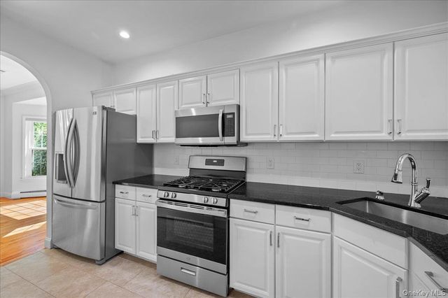 76 Smith Avenue, Nyack, NY 10960