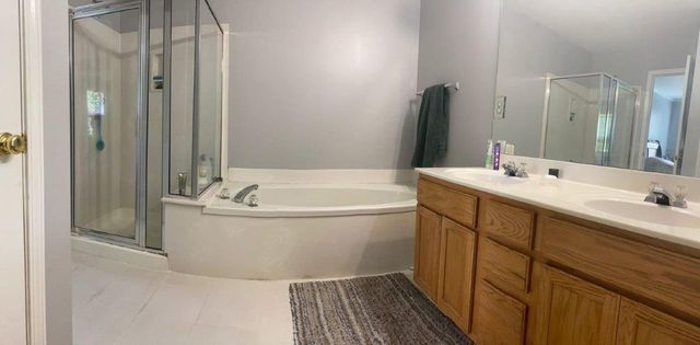 4204 Hunters Green NE Way, Kennesaw, GA 30144