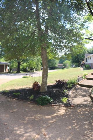 7627 Nadick Lane, Hixson, TN 37343