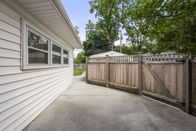 218 S Chesterfield Road, Columbus, OH 43209