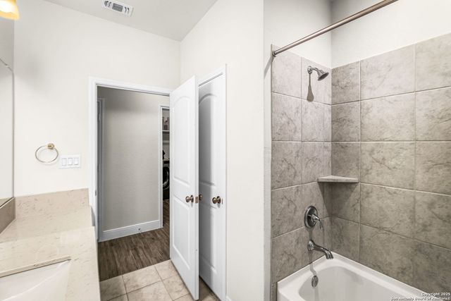 2263 Bluewood, New Braunfels, TX 78132