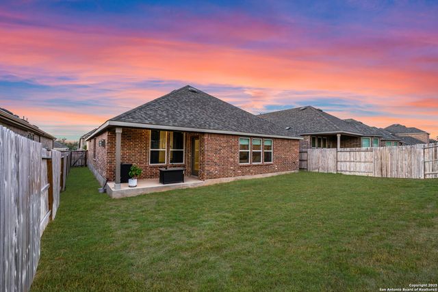 2263 Bluewood, New Braunfels, TX 78132