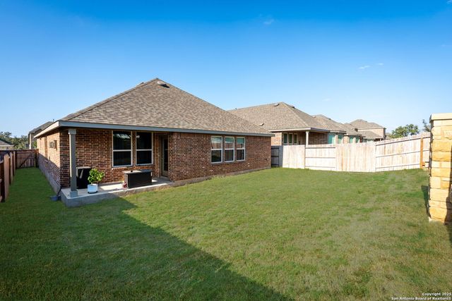 2263 Bluewood, New Braunfels, TX 78132