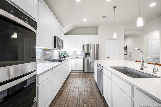 2263 Bluewood, New Braunfels, TX 78132