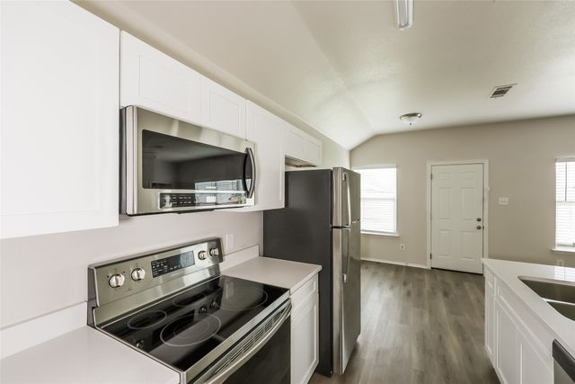 13208 Pine Valley Drive, Dallas, TX 75253