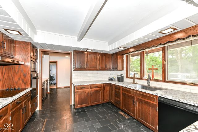 11505 Eller Road, Fishers, IN 46038