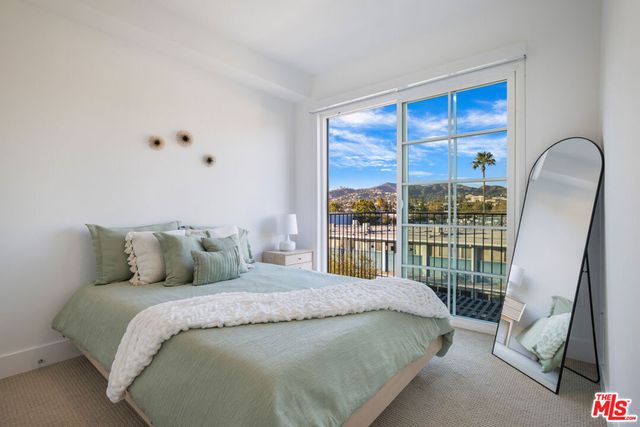 1221 Myra Avenue 423, Los Angeles, CA 90029