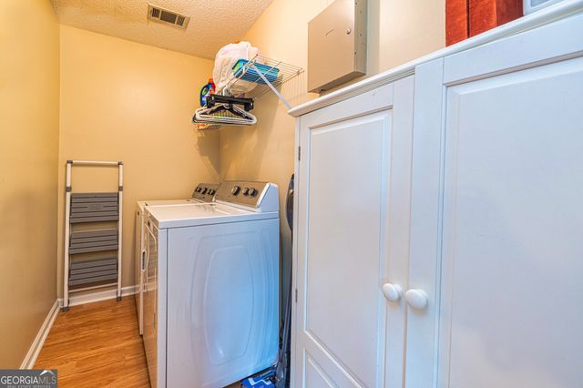 180 Woodgate Drive, Fayetteville, GA 30214