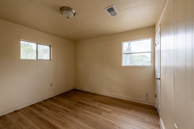 100 WHITE POINT Trai, Sandia, TX 78383