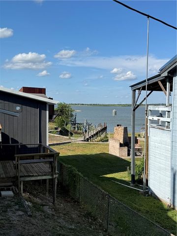 100 WHITE POINT Trai, Sandia, TX 78383