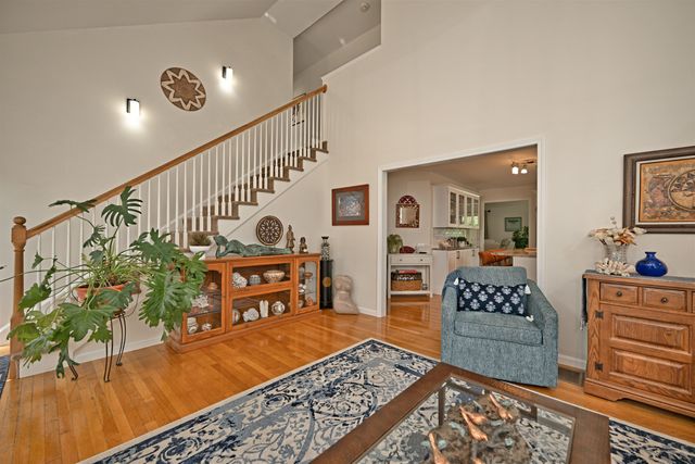 29 Augusta Way, Dover, NH 03820