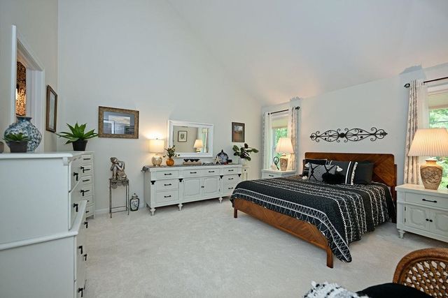 29 Augusta Way, Dover, NH 03820