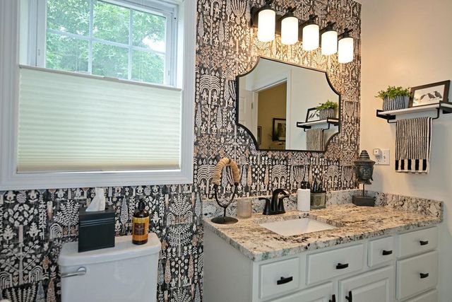 29 Augusta Way, Dover, NH 03820