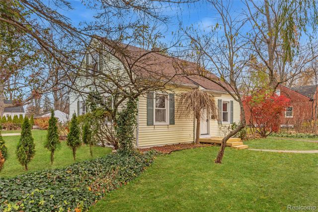 31732 Alvin Street, Garden City, MI 48135