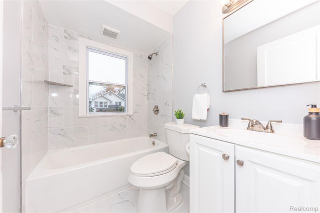 31732 Alvin Street, Garden City, MI 48135