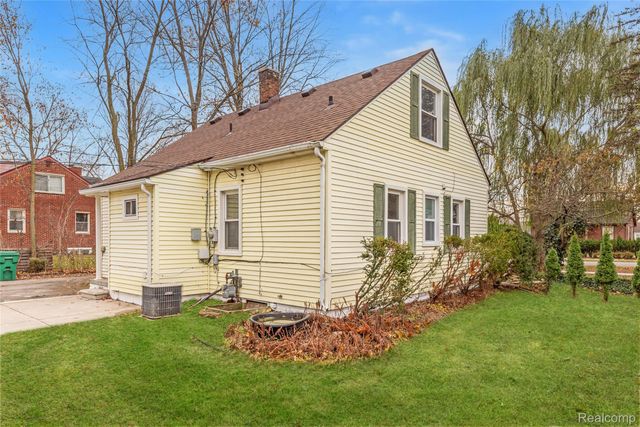 31732 Alvin Street, Garden City, MI 48135