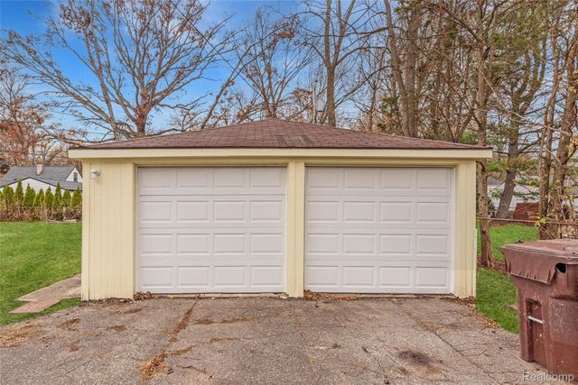 31732 Alvin Street, Garden City, MI 48135