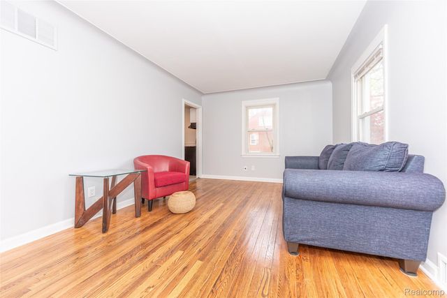 31732 Alvin Street, Garden City, MI 48135