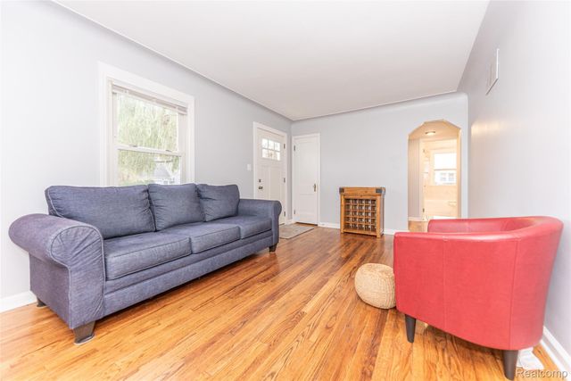 31732 Alvin Street, Garden City, MI 48135