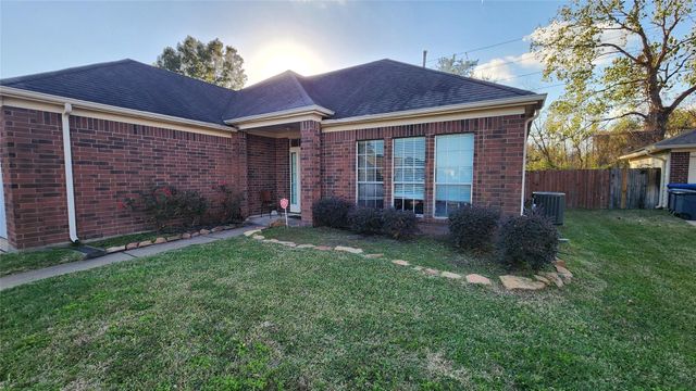 5819 Forest Trails Drive, Houston, TX 77084