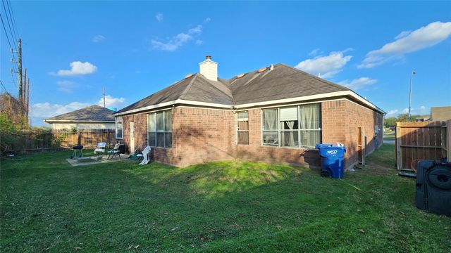 5819 Forest Trails Drive, Houston, TX 77084