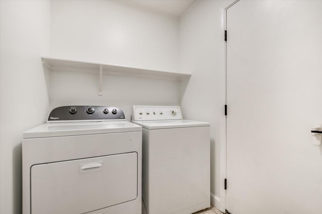 906 Iris DR, Georgetown, TX 78626