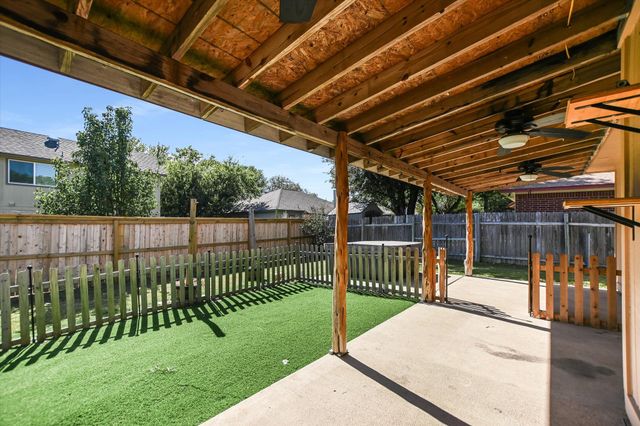 906 Iris DR, Georgetown, TX 78626