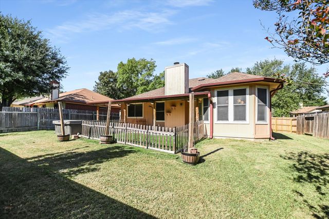 906 Iris DR, Georgetown, TX 78626