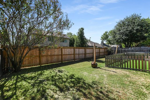 906 Iris DR, Georgetown, TX 78626