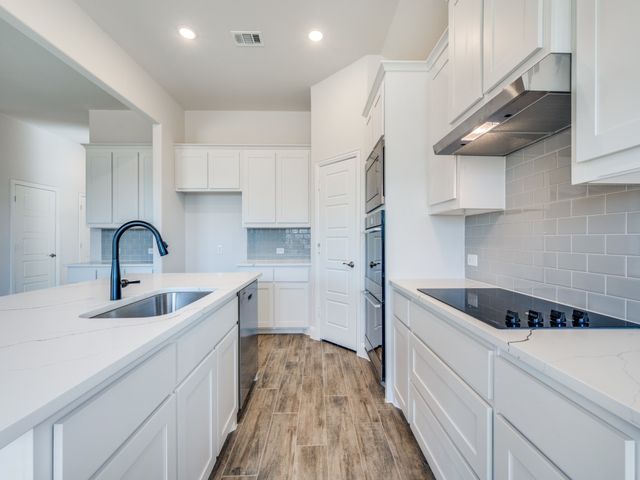 7013 Lilly Lane, Sanger, TX 76266