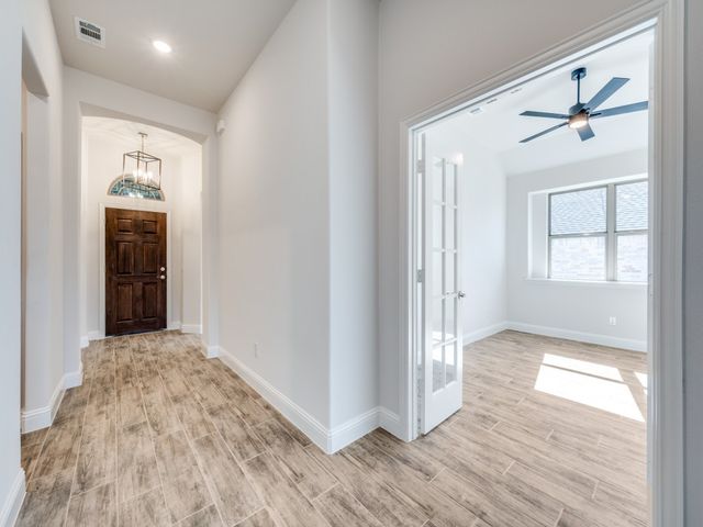 7013 Lilly Lane, Sanger, TX 76266