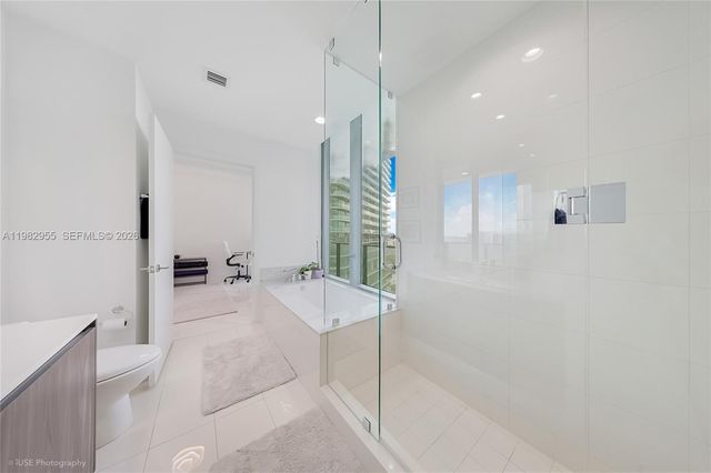 480 NE 31st St 1007, Miami, FL 33137