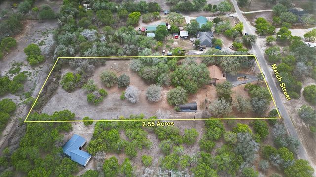 5484 March St, Robstown, TX 78380