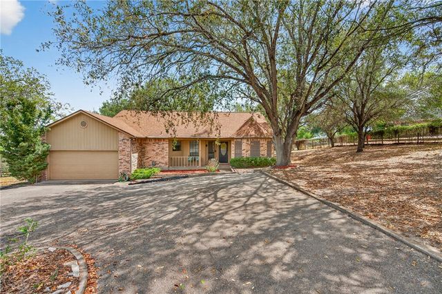 5484 March St, Robstown, TX 78380