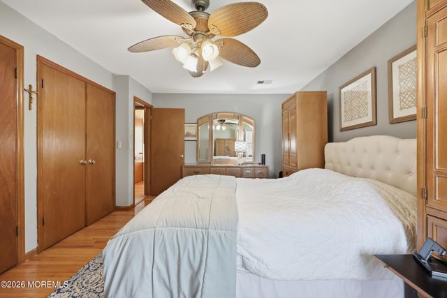 19 Brighton Avenue, Red Bank, NJ 07701