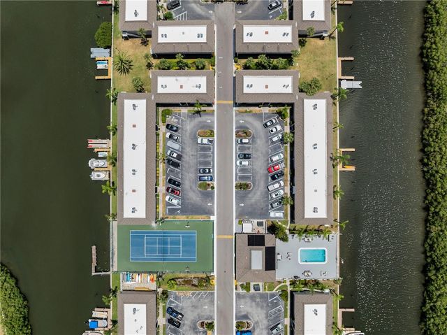 8820 BAY POINTE DRIVE 102, Tampa, FL 33615